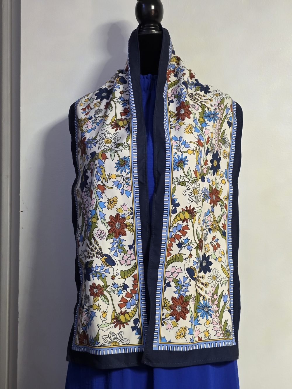 Floral Mixed-Color Scarf Vest - Women's